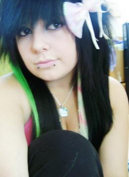 [Emo+Kız+Resimleri+40.jpg]