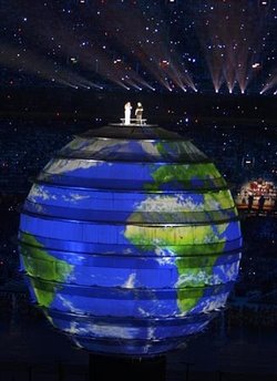 [2008_08_08t095631_327x450_us_olympics.jpg]