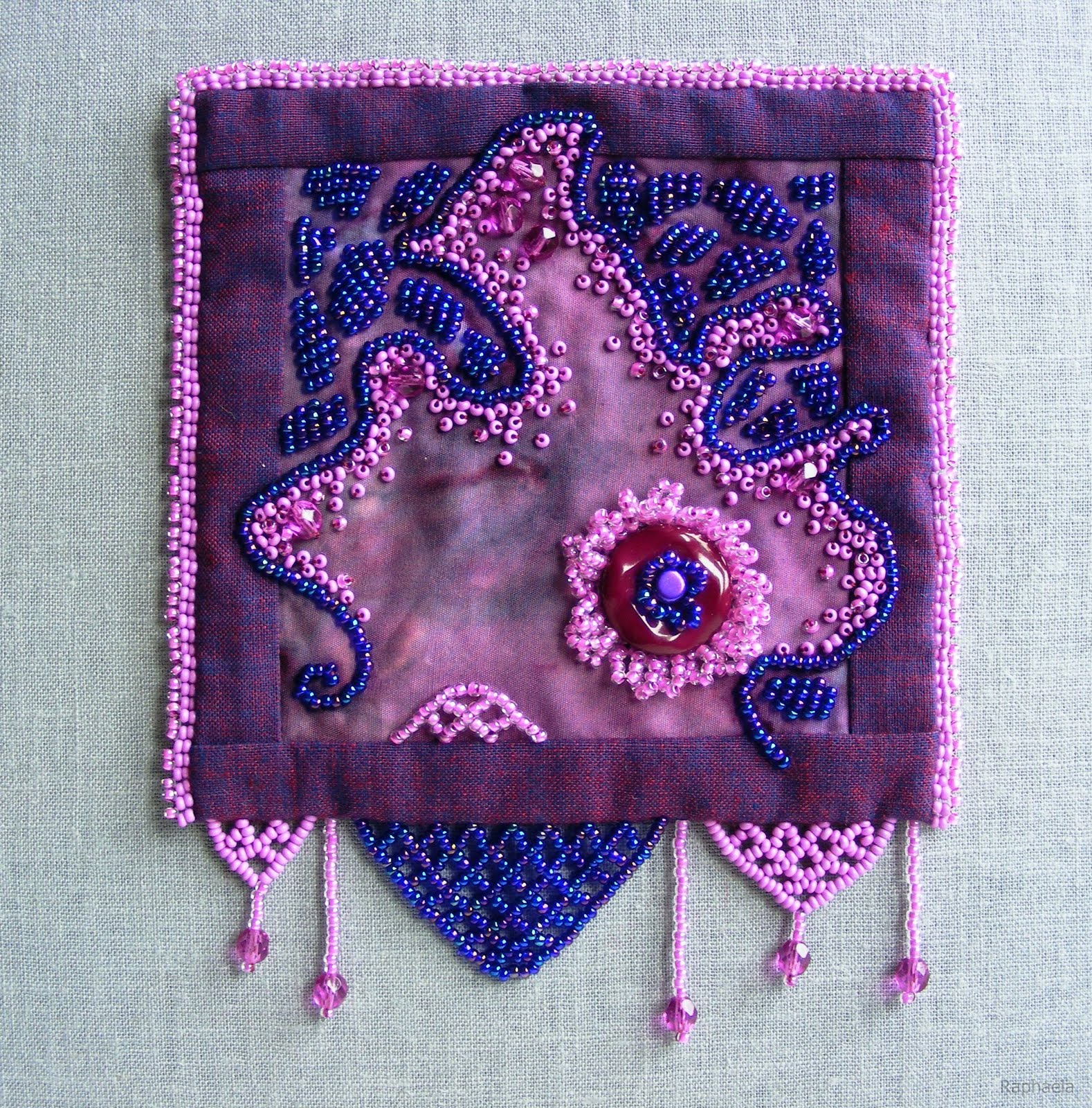 Textile Explorations Intuitive Beading