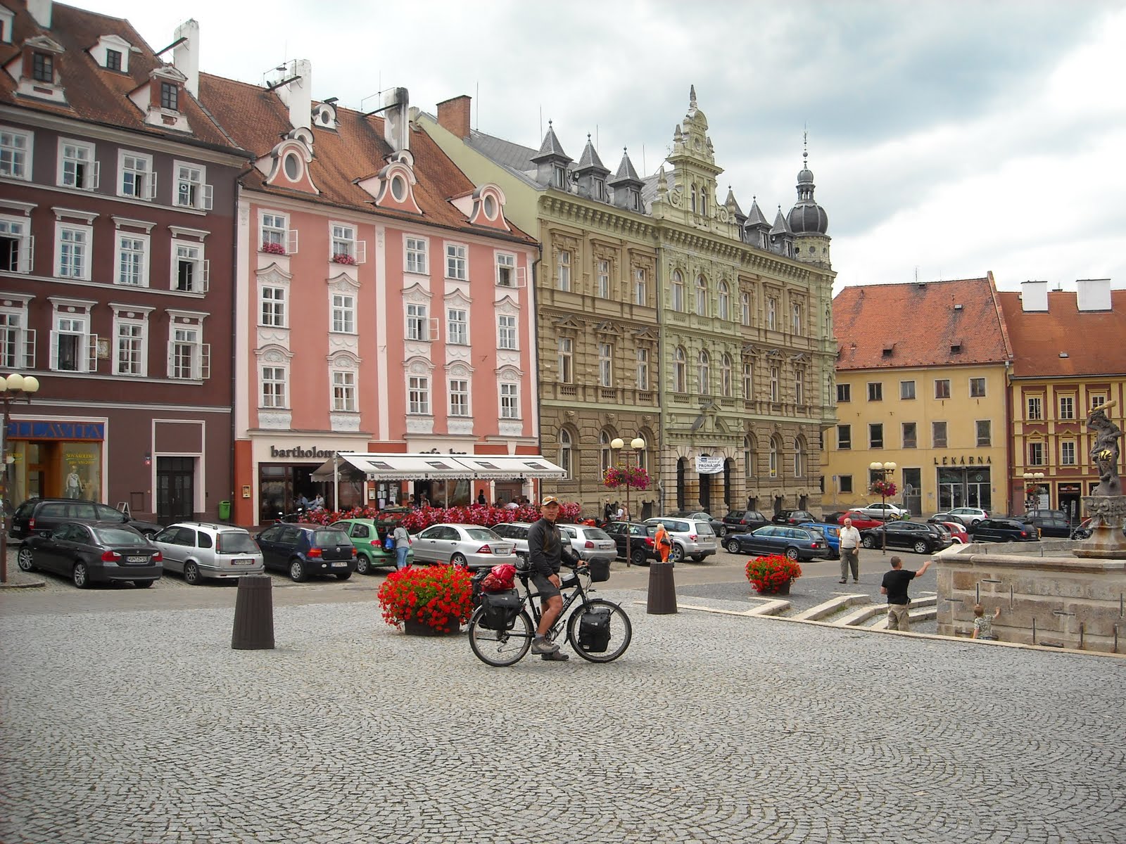 [DSCN0451.JPG]