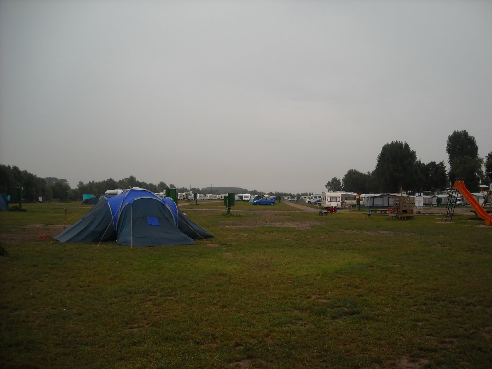 [DSCN0670.JPG]