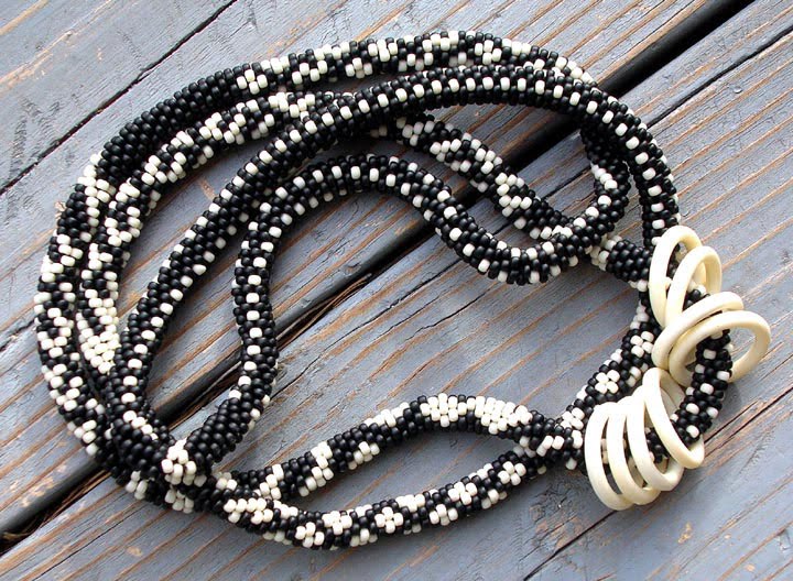 Beaded Crochet Designs by Ann Benson - Welcome to Beadwrangler's