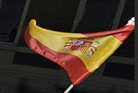 Fernando Alonso animando