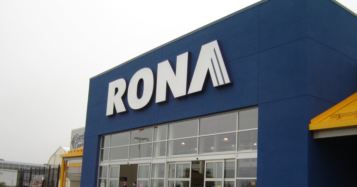 Ted in Beautiful Niagara Rona opening 23 July,2008