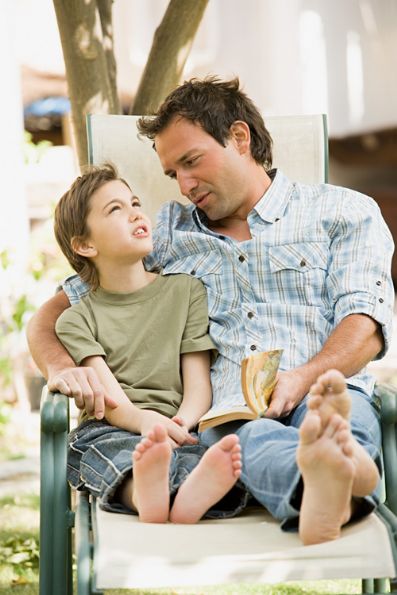 http://4.bp.blogspot.com/_tqK9UvJpH7I/S7y26rKnB_I/AAAAAAAACGo/yR5FAkTmYPg/s1600/dialogar-padre-e-hijos.jpg