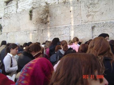 [Blog,+Women's+section+of+Kotel.JPG]