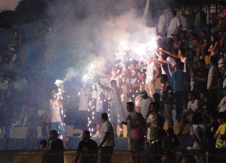 [TORCIDA.JPG]