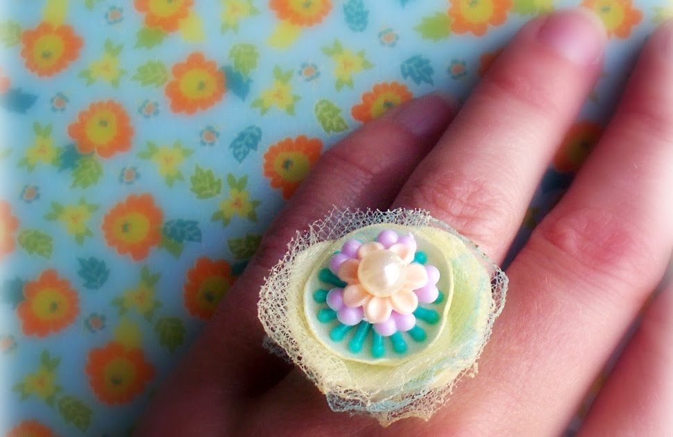 Poppy Chic Designs Birthday Cake Ring Tutorial