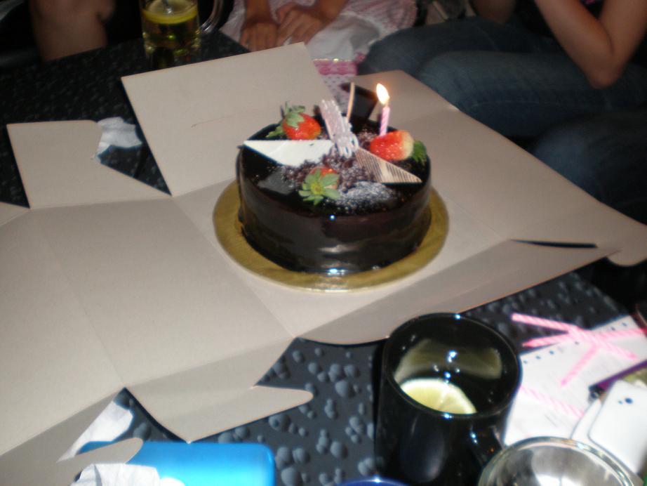 [PB200975+(m).JPG]