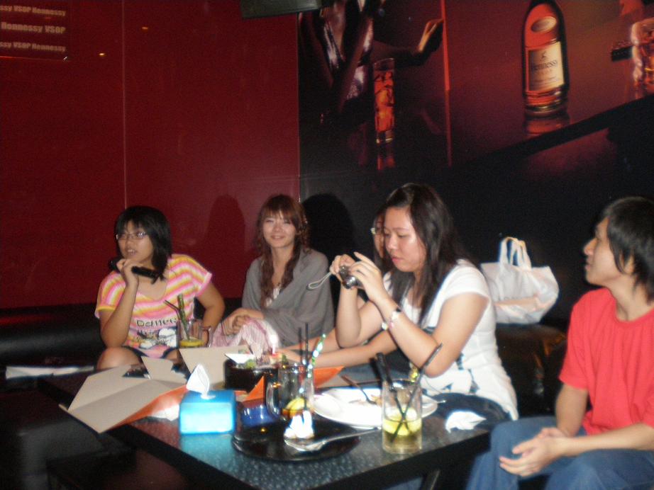 [PB200972+(m).JPG]
