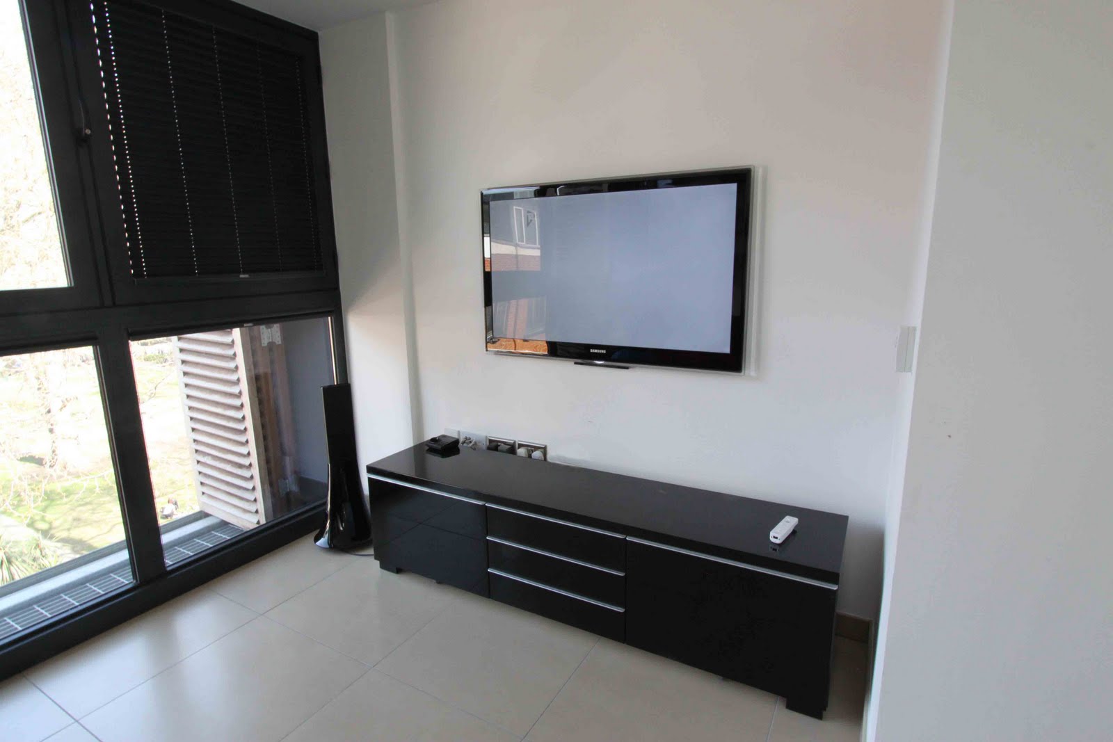 Plasma LCD Installation 46&quot; Samsung LED TV Install