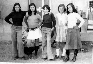 jovencitas durmiendo en tangas