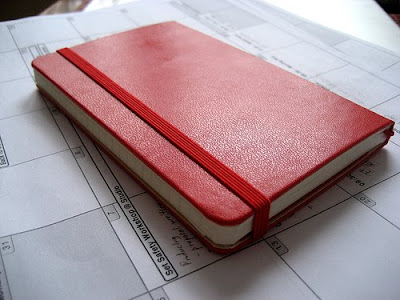 молескин красненький