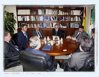 integrantes del Colegio Nacional de Prácticos de Puerto de visita a la APBA