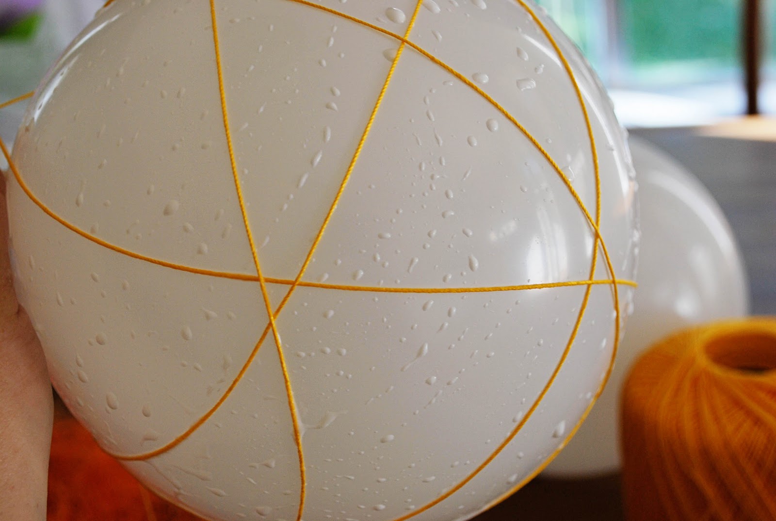 String Pumpkins tutorial Clumsy Crafter