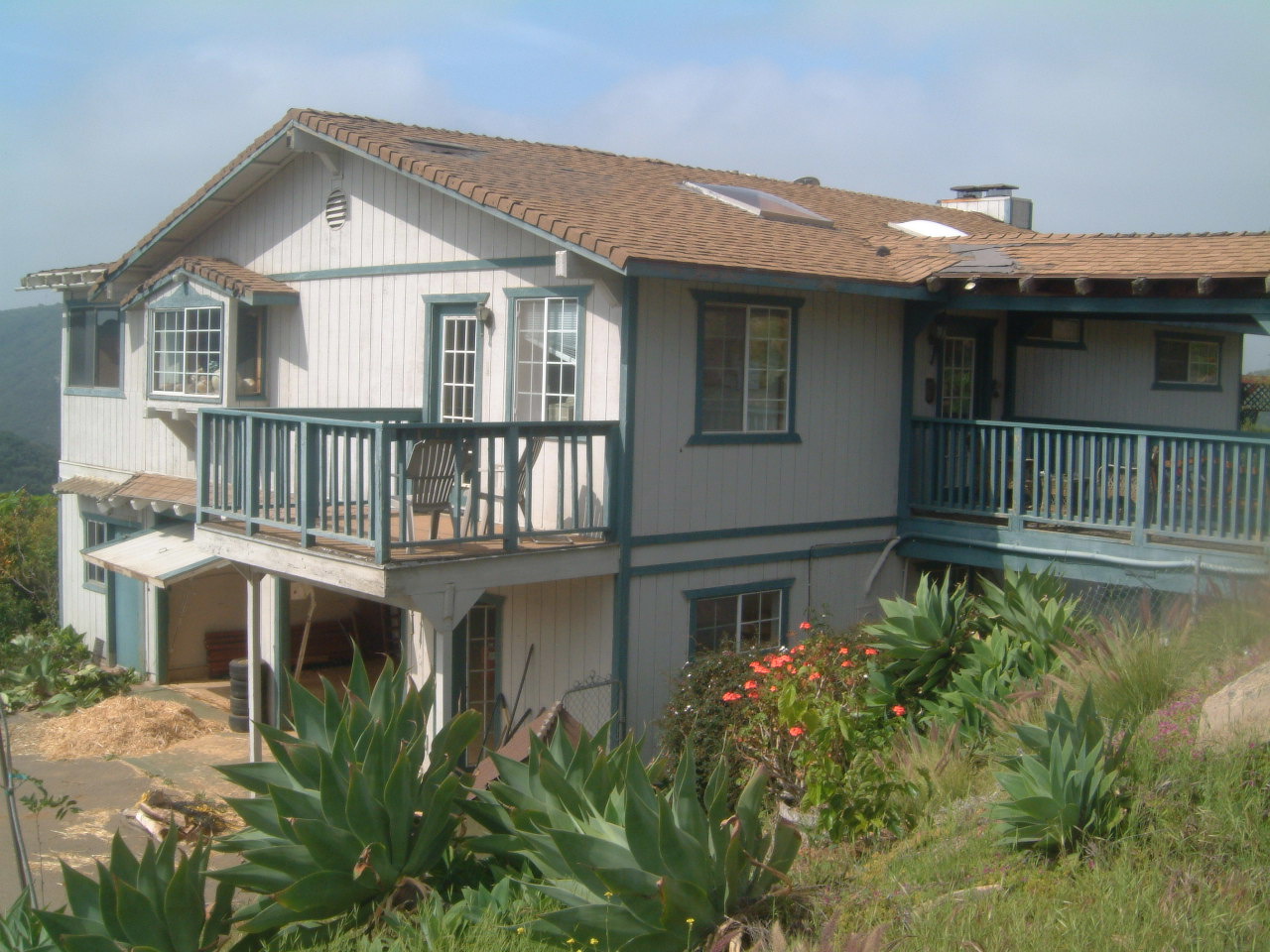 [Farmhouse,+May+2006+II.JPG]