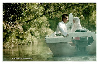 couple enjoying date on boat