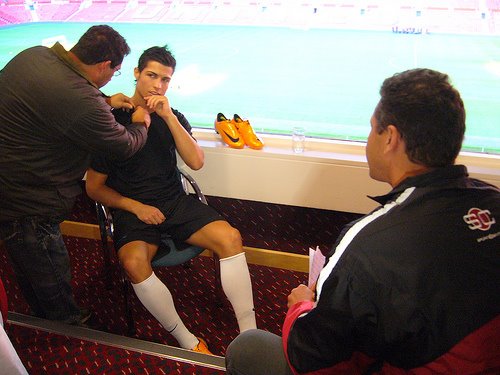 [GmkjoO904255-02.bmp]