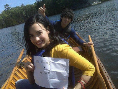 Demi Lovato and Joe Jonas were seen together in a row boat on the set of 