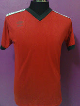 Vintage Umbro Shirt 50/50