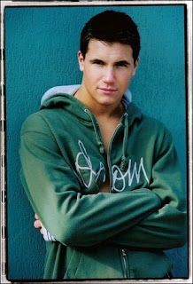 Robbie Amell Robbie+Amell