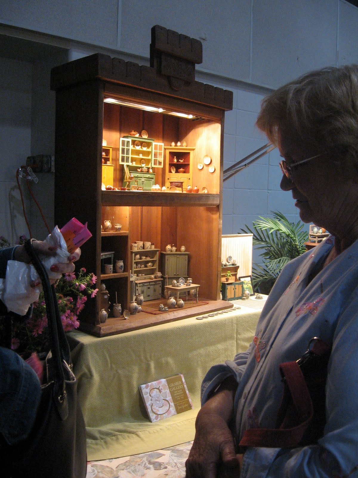 Maiden America Museum of Miniature Dollhouses and other Collectables Show