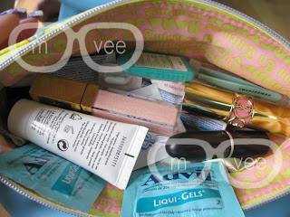 beauty emergency kit