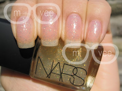 NARS zizi swatch