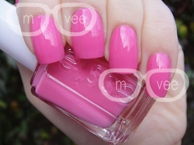 Essie Forget Me Nots swatch