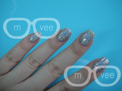 Claire's Icing glamorous swatch