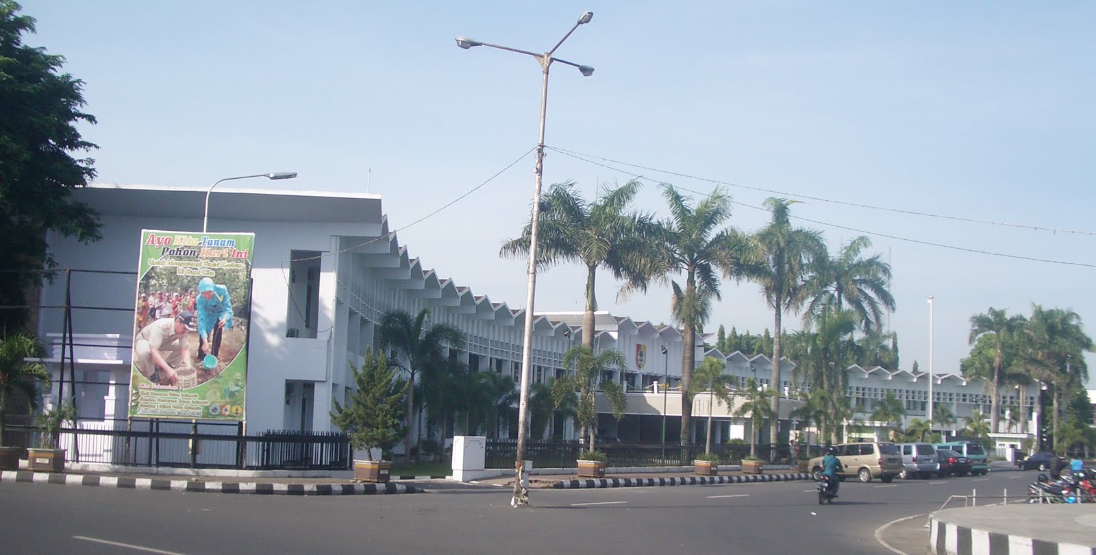 Pakde Bagio: MASINIS PEMKAB JEMBER1600 Pakde Bagio: MASINIS PEMKAB JEMBER1600