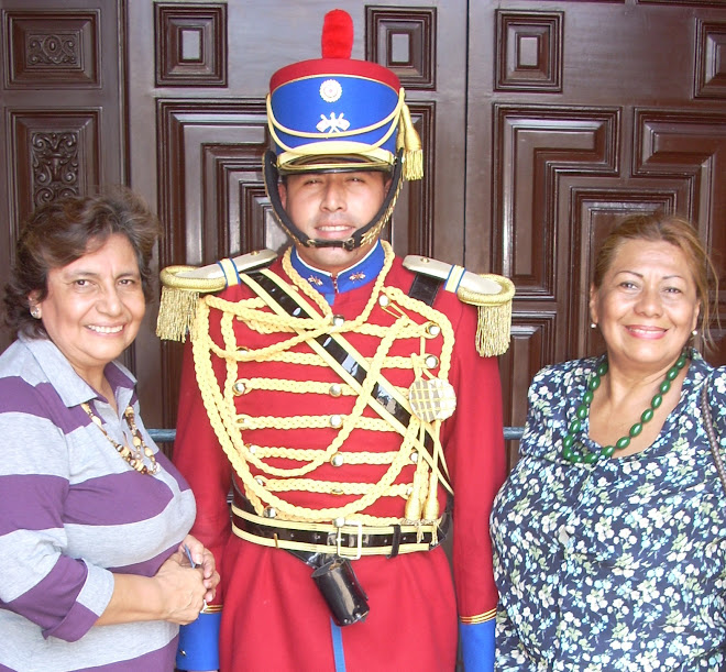 UN BELLO RECUERDO DE MI VISITA AL PALACIO DE GOBIERNO A VER EL CAMBIO DE GUARDIA