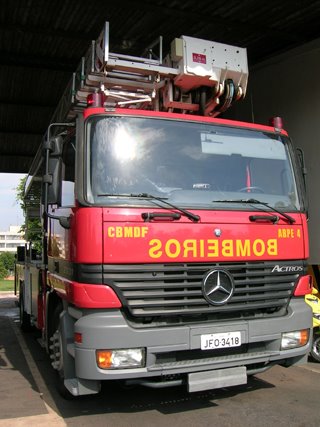 [bombeiro.jpg]
