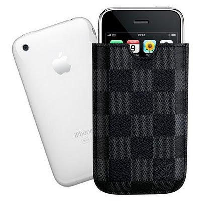 http://4.bp.blogspot.com/_uFF3PEUtXis/S9w96aKsSAI/AAAAAAAAAf4/cvqfxtXPnGk/s400/louis-vuitton-iphone-style-L-1.jpeg