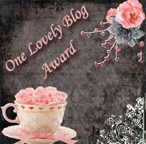 [Lovely+Blog+Award.jpg]