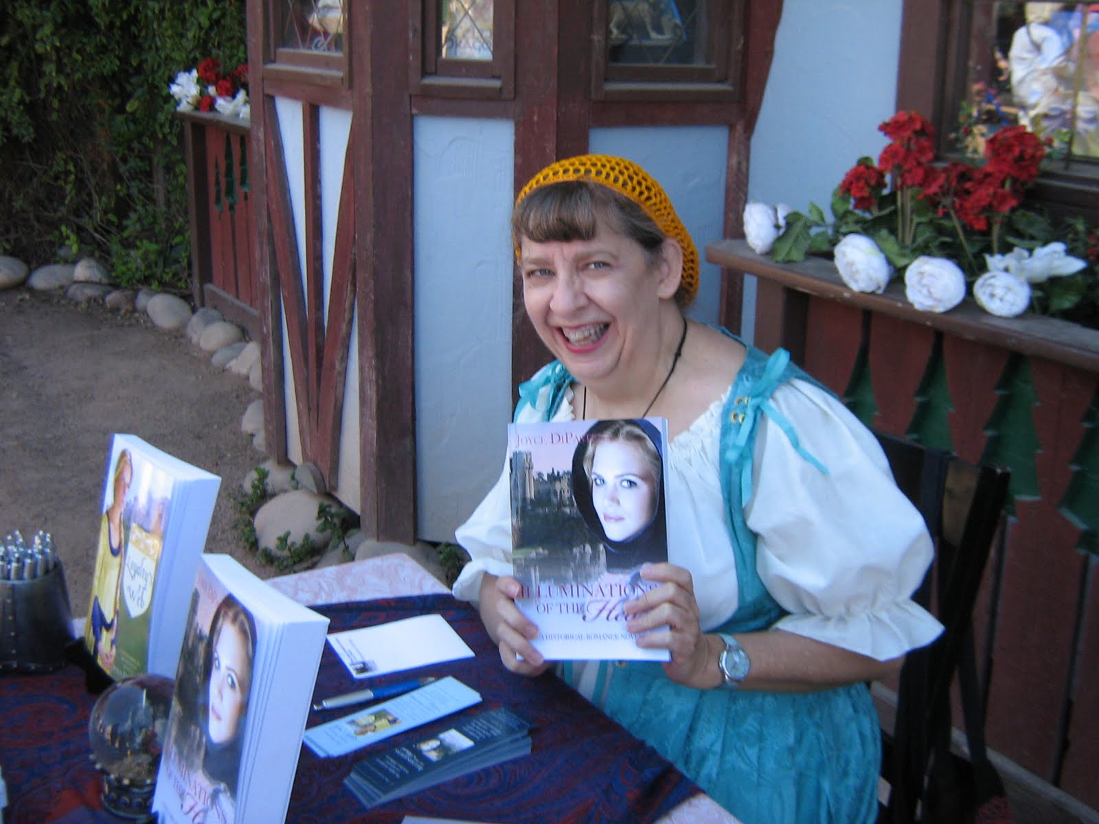 [RenFest+Booksigning+2010A.JPG]