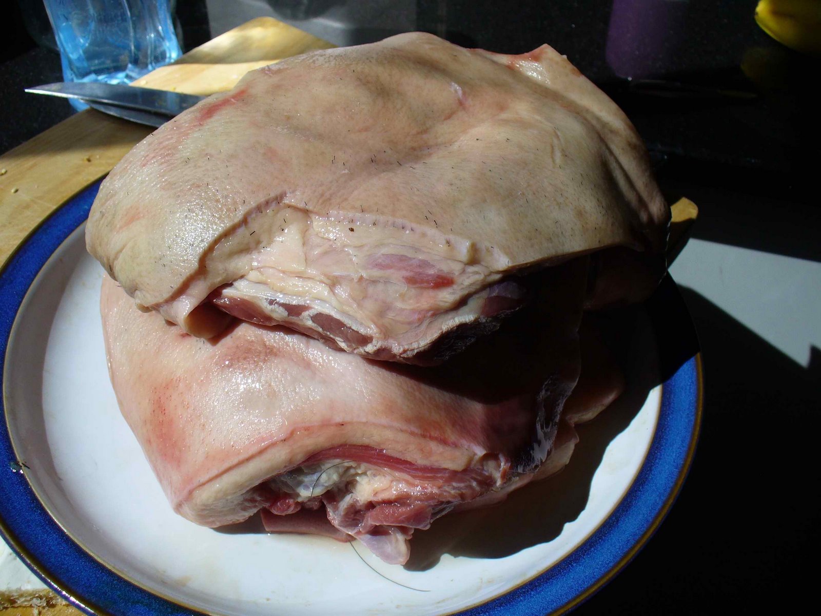 [Pork+cheeks+1.jpg]
