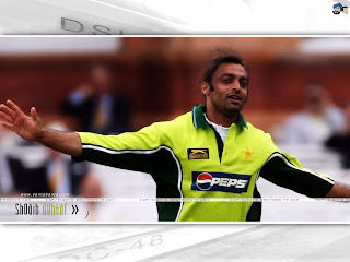 Pakistani Fast Bowler Shoaib Akhtar Hairstyle Pictures