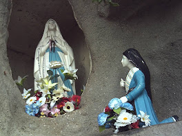 GRUTA  DE NOSSA SENHORA DE LOURDES