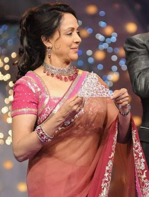 Dreamgirl Hema Malini in Pink Designer Saree