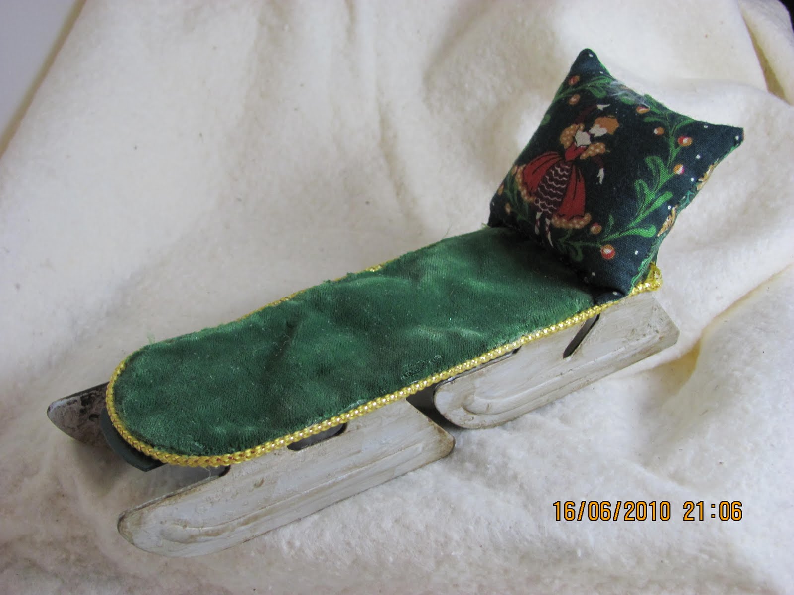 Bucks County Folk Art: Sledding with an Angel!