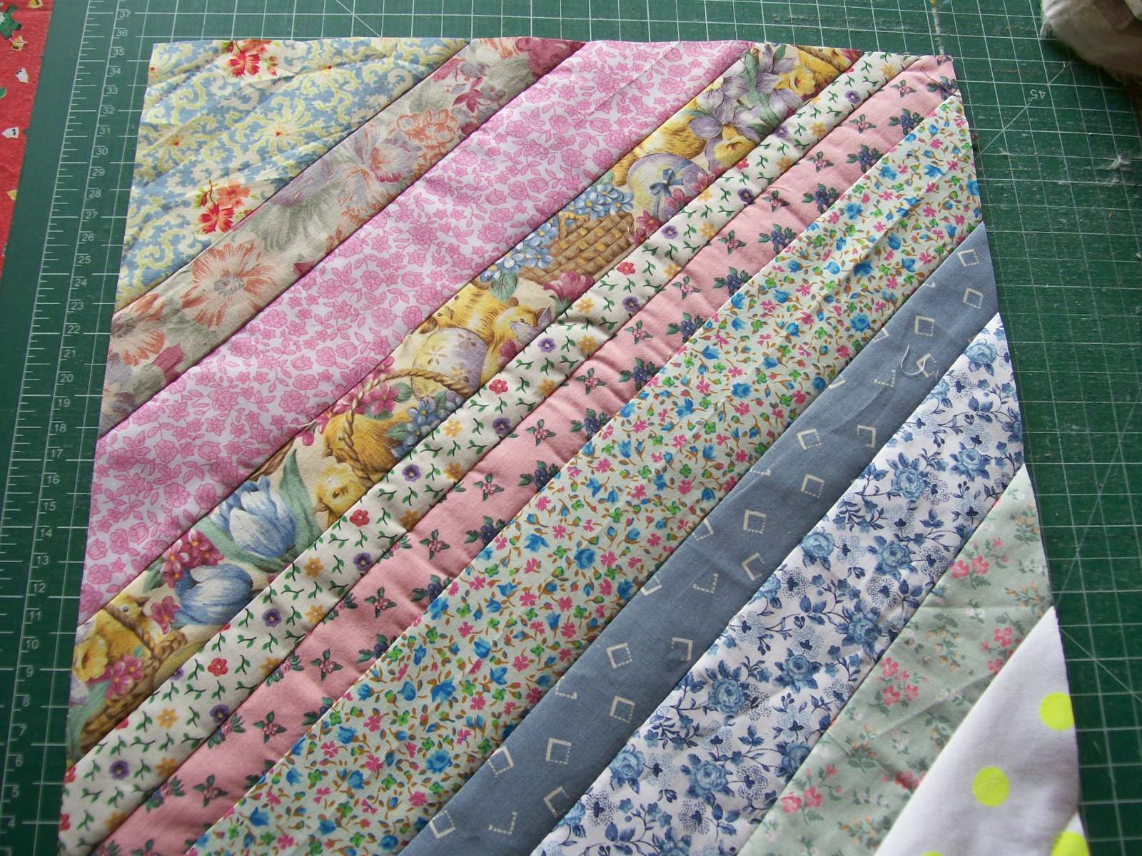 Sew Many Quilts Too Little Time QAYG Blocks Tutorial