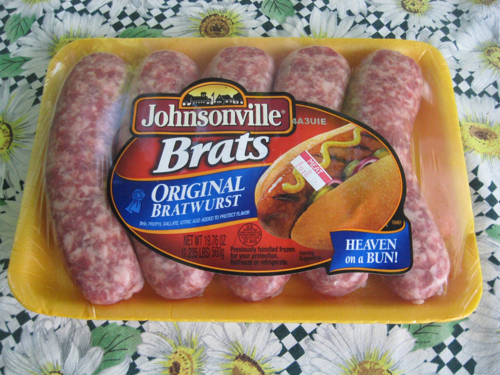 brat hot dog barbecue master grilled johnsonville brats on nature s brat hot dog barbecue master grilled johnsonville brats on nature s