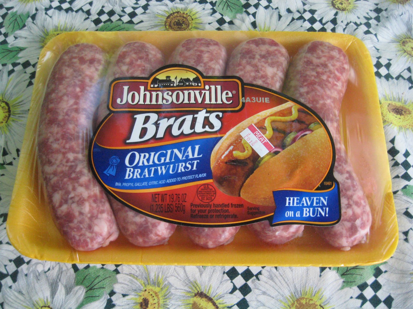 http://4.bp.blogspot.com/_uOL8vPc-ll4/TBz37lBPQQI/AAAAAAAAB5Y/DISKIbt3I0I/s1600/johnsonville+brats+pack.jpg