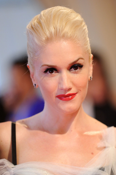 gwen stefani with brown hair gwen stefani with brown hair