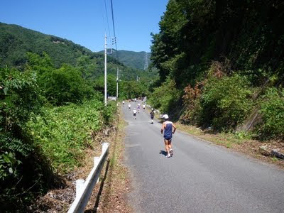 前半10km過ぎ