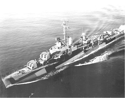 Yokosuka Ohka: o avião-foguete kamikaze japonês USS_Mannert_L._Abele_DD-733