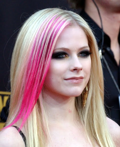 Avril Lavigne: Long Hairstyles 2010