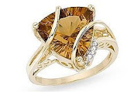 yellow gold diamond ring