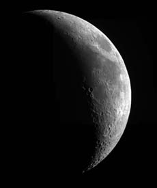 [Lua cresc.jpg]